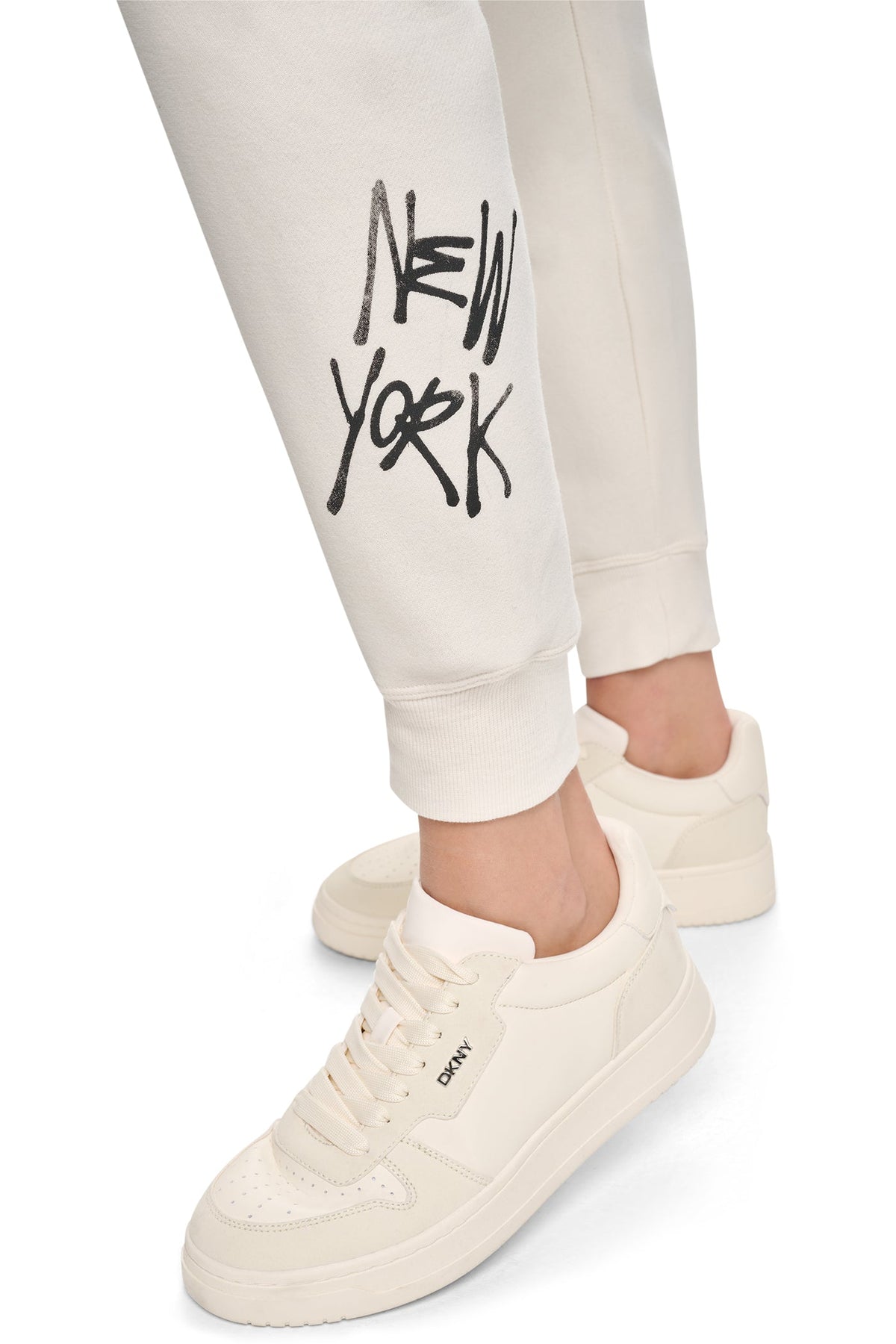 MID-RISE GRAFFITI RHINESTONE LOGO JOGGER - Eggnog | DKNY