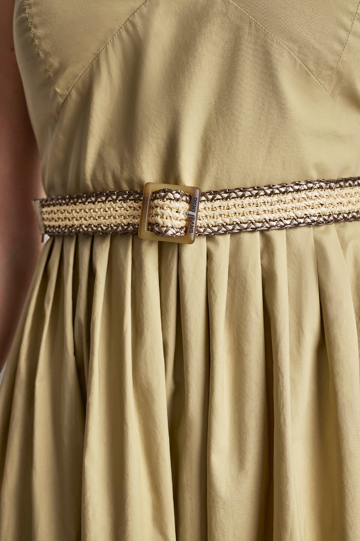 STRAPPY V-NECK MAXI DRESS WITH RAFFIA BELT - Chestnut | DKNY