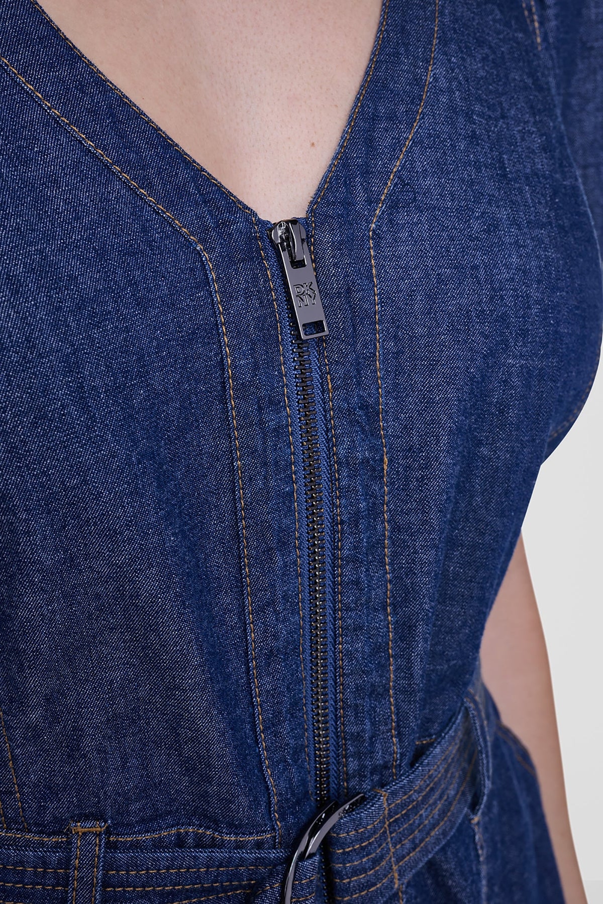PUFF SLEEVE BELTED DENIM DRESS - Crosby Wash | DKNY