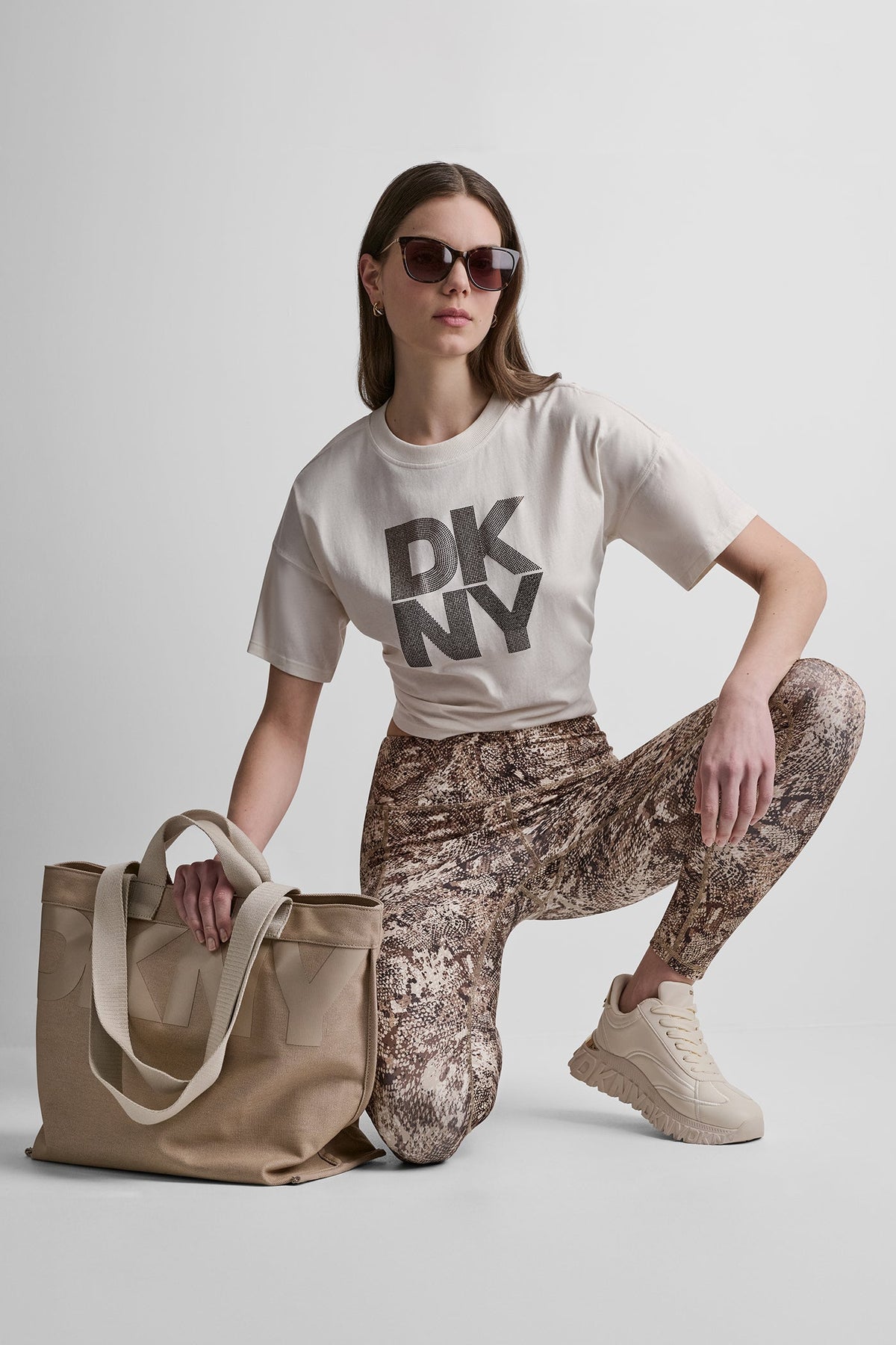 HIGH-RISE 7/8 PRINTED LEGGING - Serpent Chestnut | DKNY