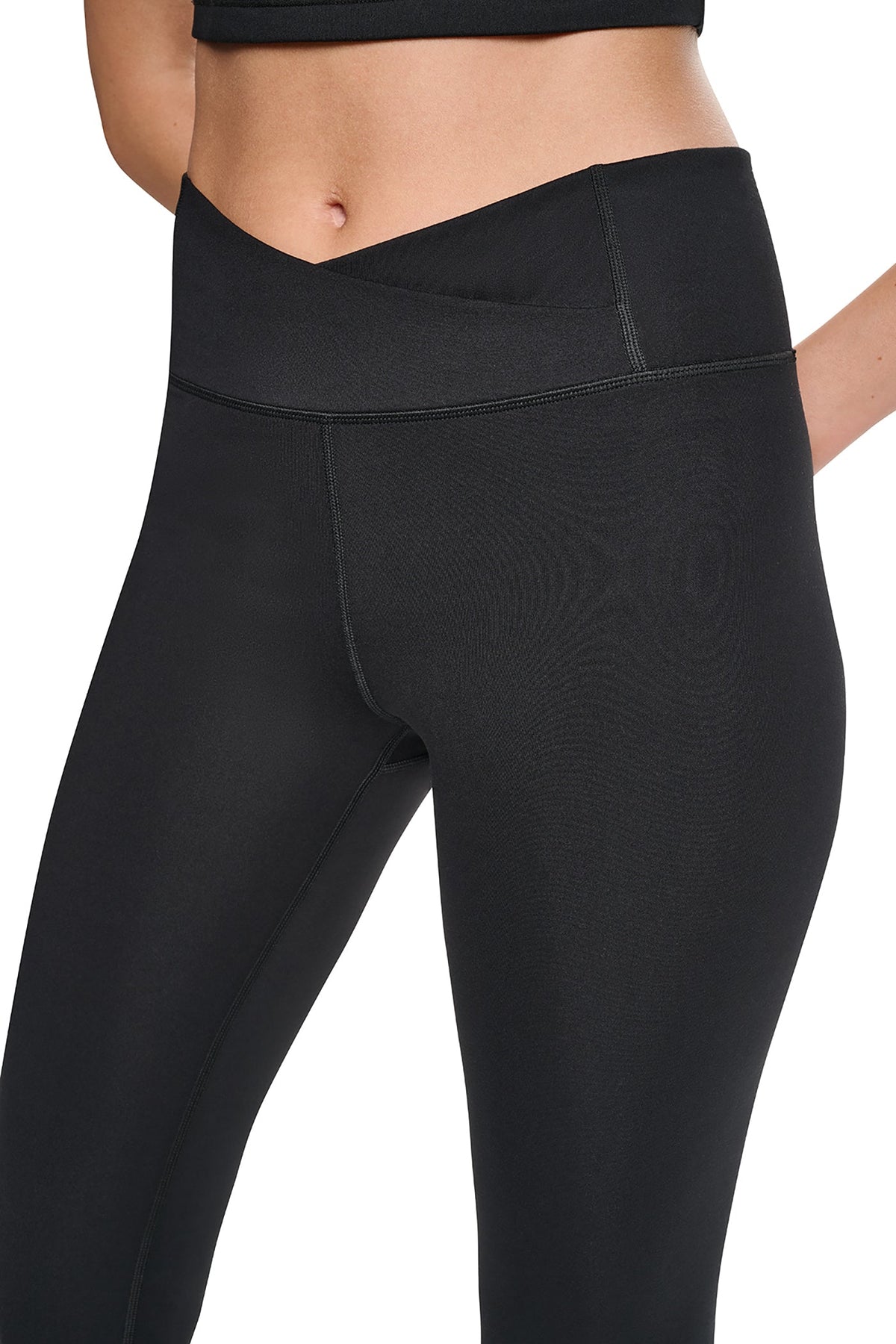 BALANCE COMPRESSION CROSSOVER FRONT FLARE PANT - Black | DKNY