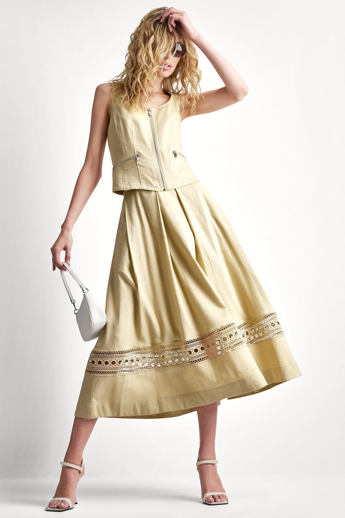 LINEN-BLEND LOOP LACE-TRIMMED PLEATED MIDI SKIRT - Mojave Desert | DKNY