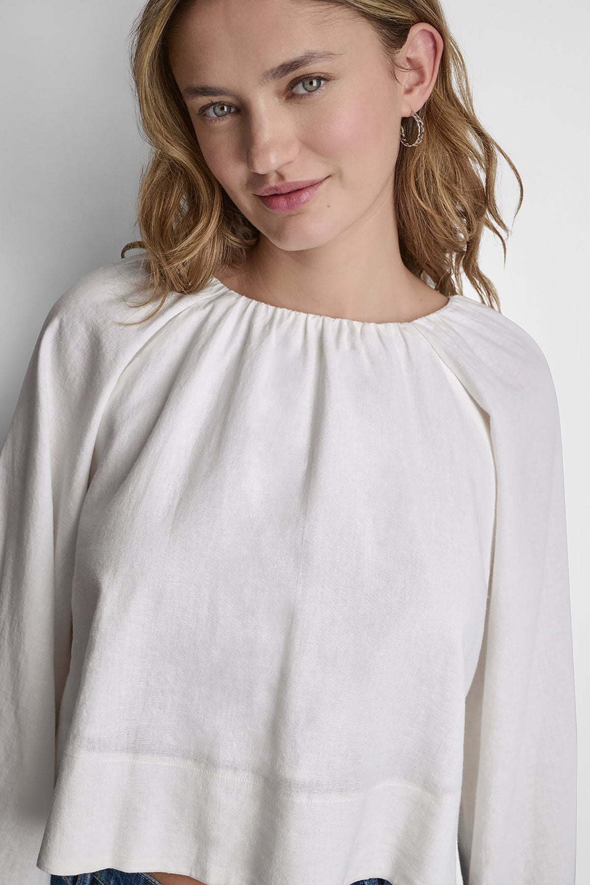 LINEN-BLEND RAGLAN SLEEVE BLOUSE - Frost Blue | DKNY