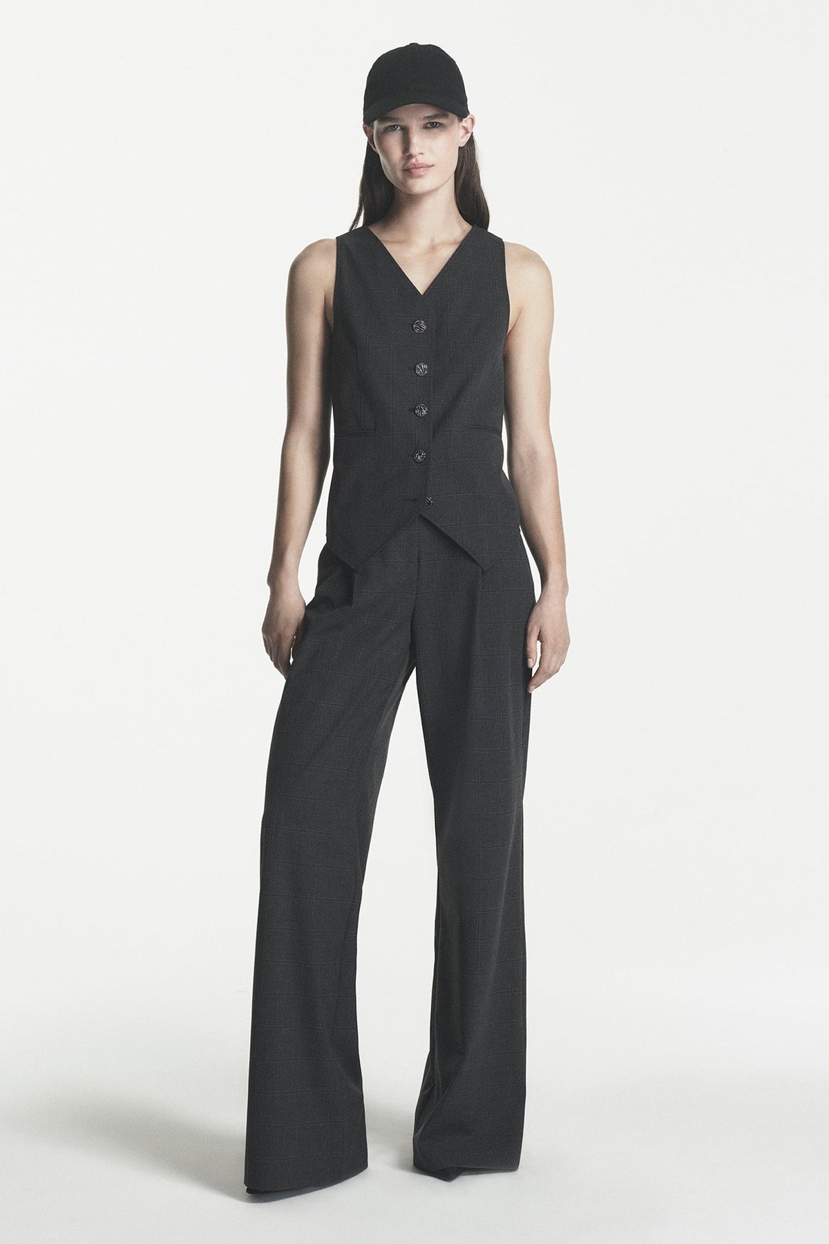 BUTTON FRONT VEST - Asphalt Combo | DKNY