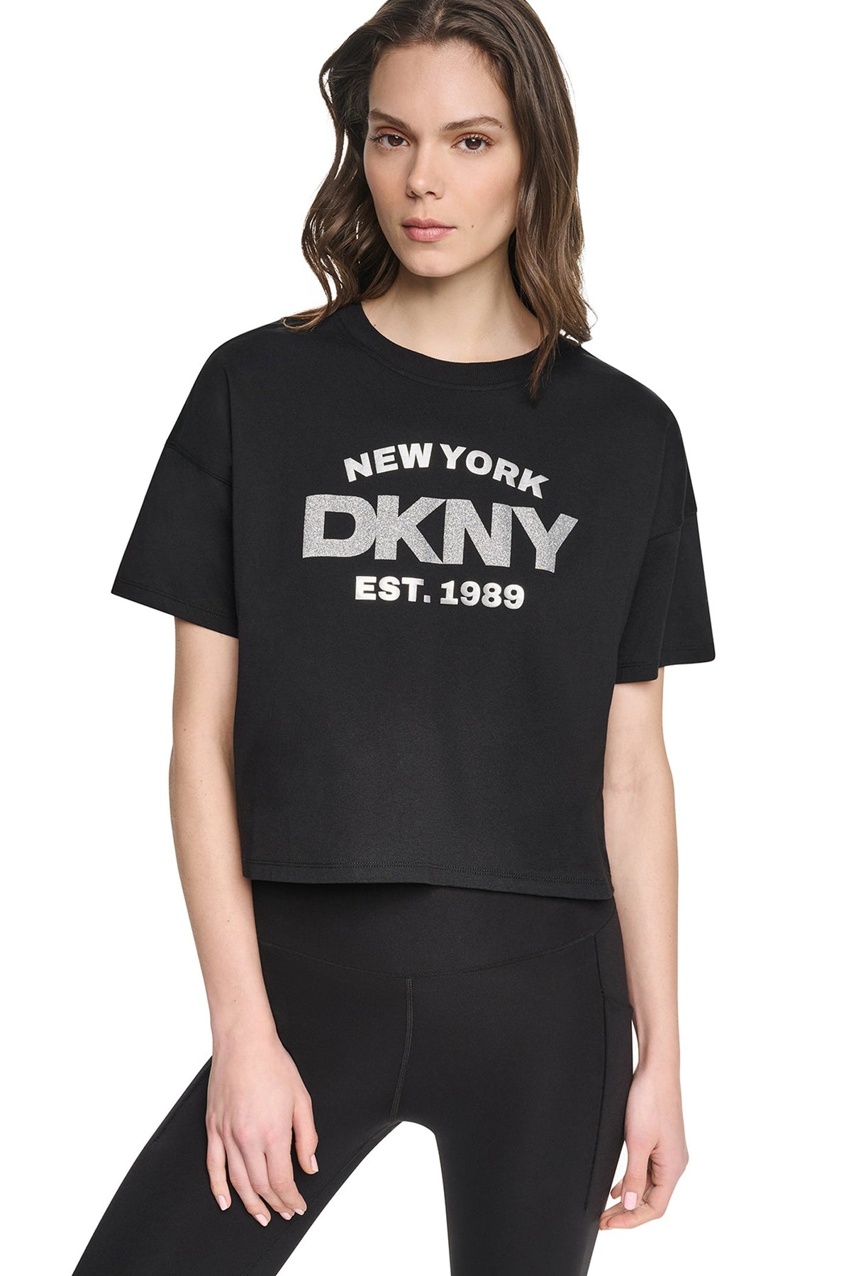CROPPED METALLIC LOGO TEE - Peacoat/Silver | DKNY