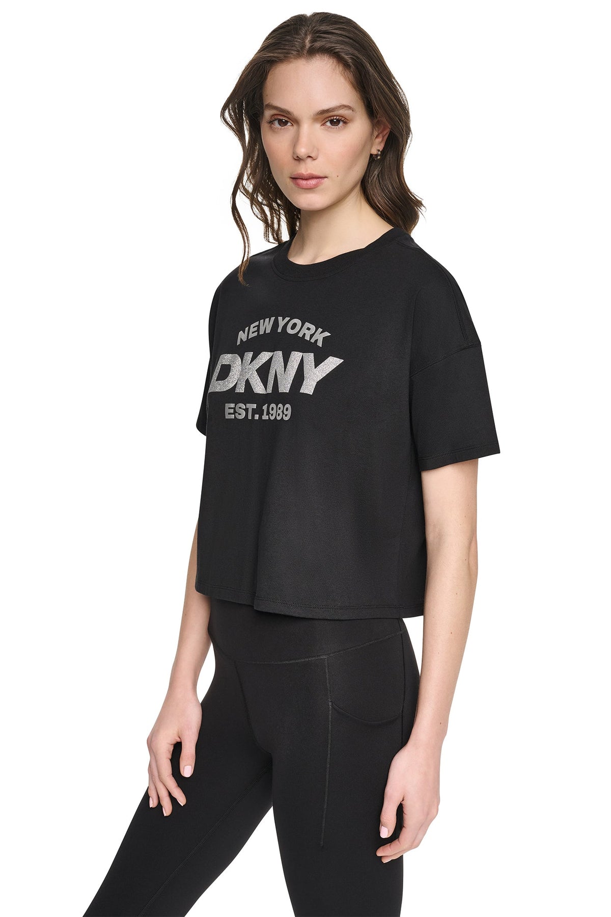 CROPPED METALLIC LOGO TEE - Peacoat/Silver | DKNY