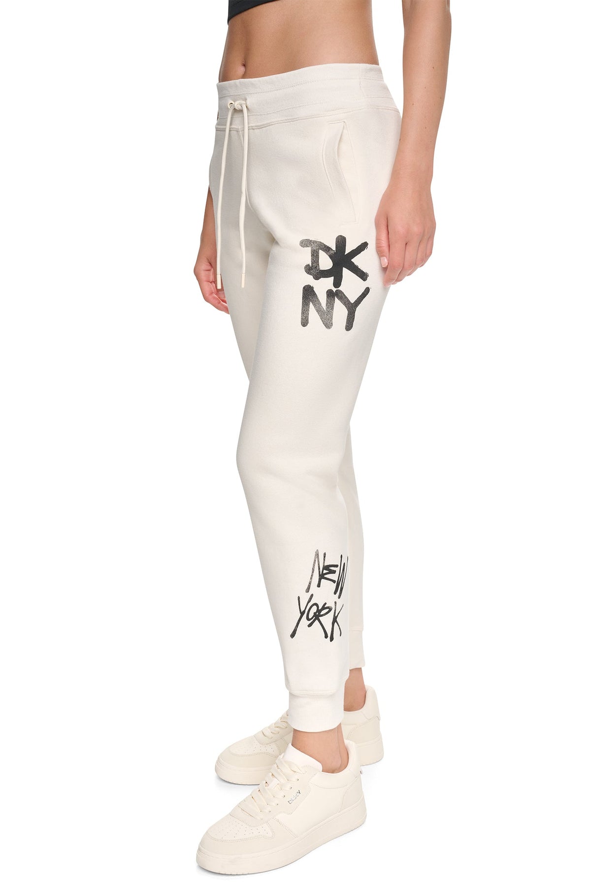 MID-RISE GRAFFITI RHINESTONE LOGO JOGGER - Black | DKNY