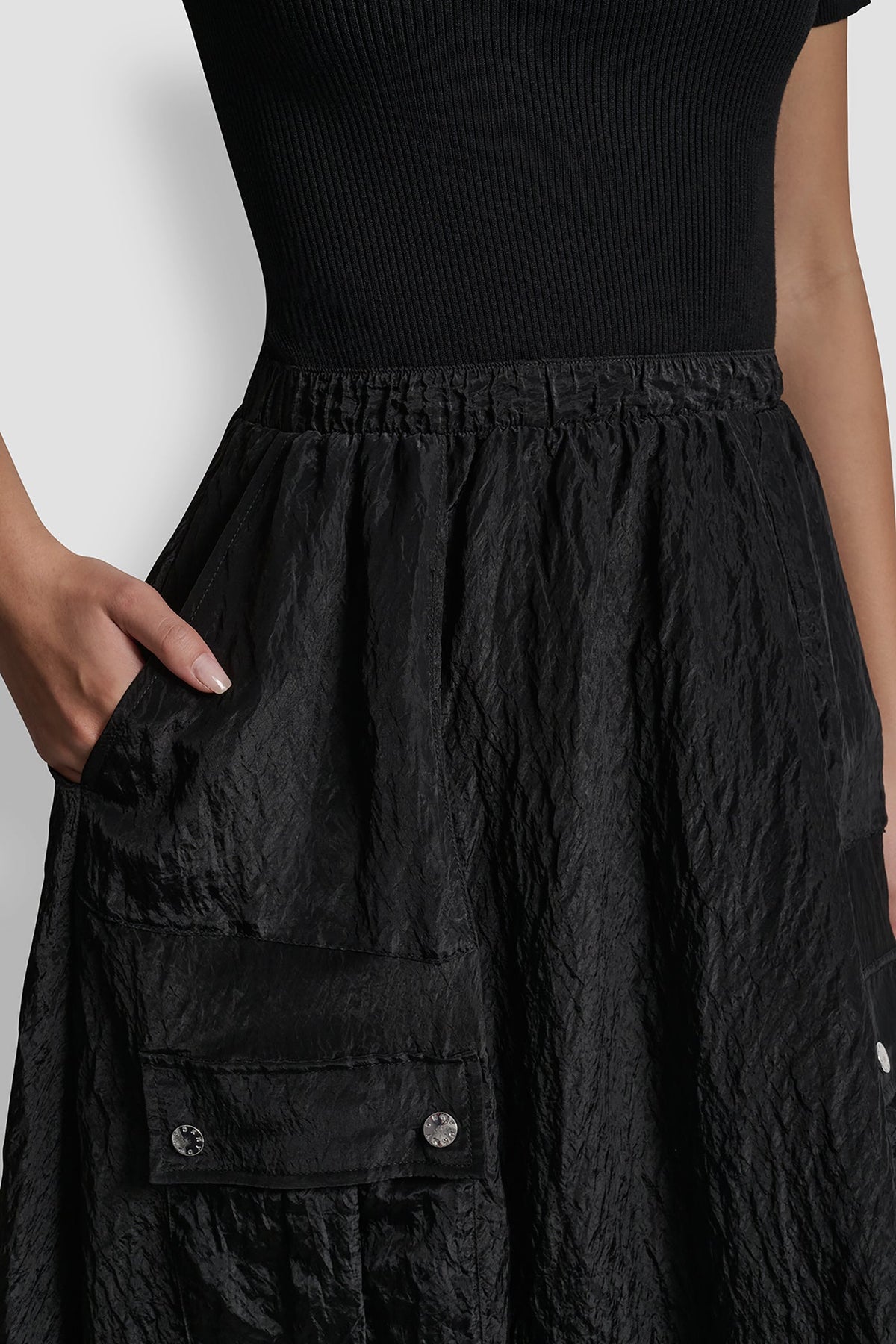 MIXED MEDIA CARGO MIDI BUBBLE DRESS - Black | DKNY