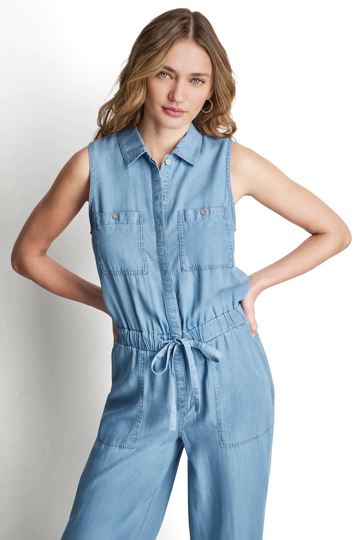 SLEEVELESS JUMPSUIT WITH COLLAR NECKLINE - Chambray | DKNY