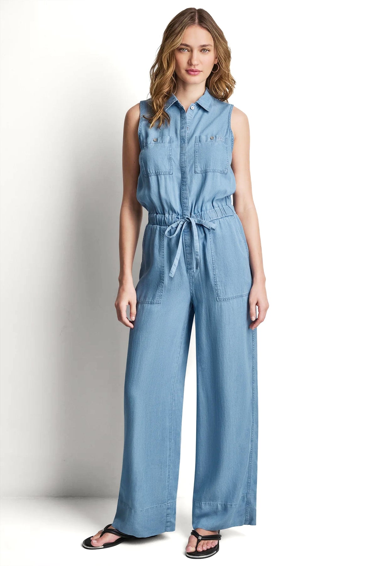 SLEEVELESS JUMPSUIT WITH COLLAR NECKLINE - Chambray | DKNY