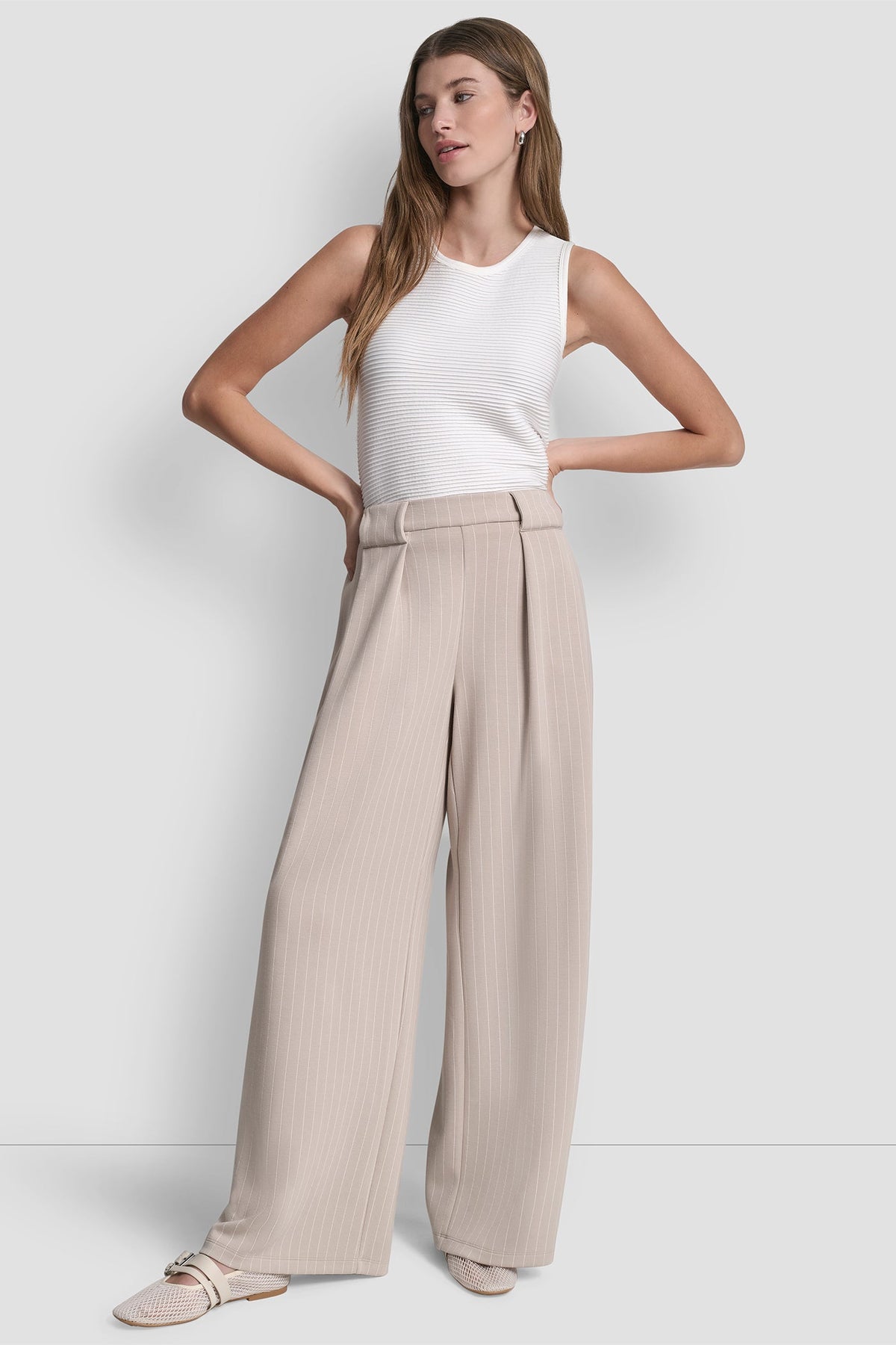 PINSTRIPED PLEATED STRAIGHT-LEG PULL-ON PANT - Pebble Pinstripe | DKNY