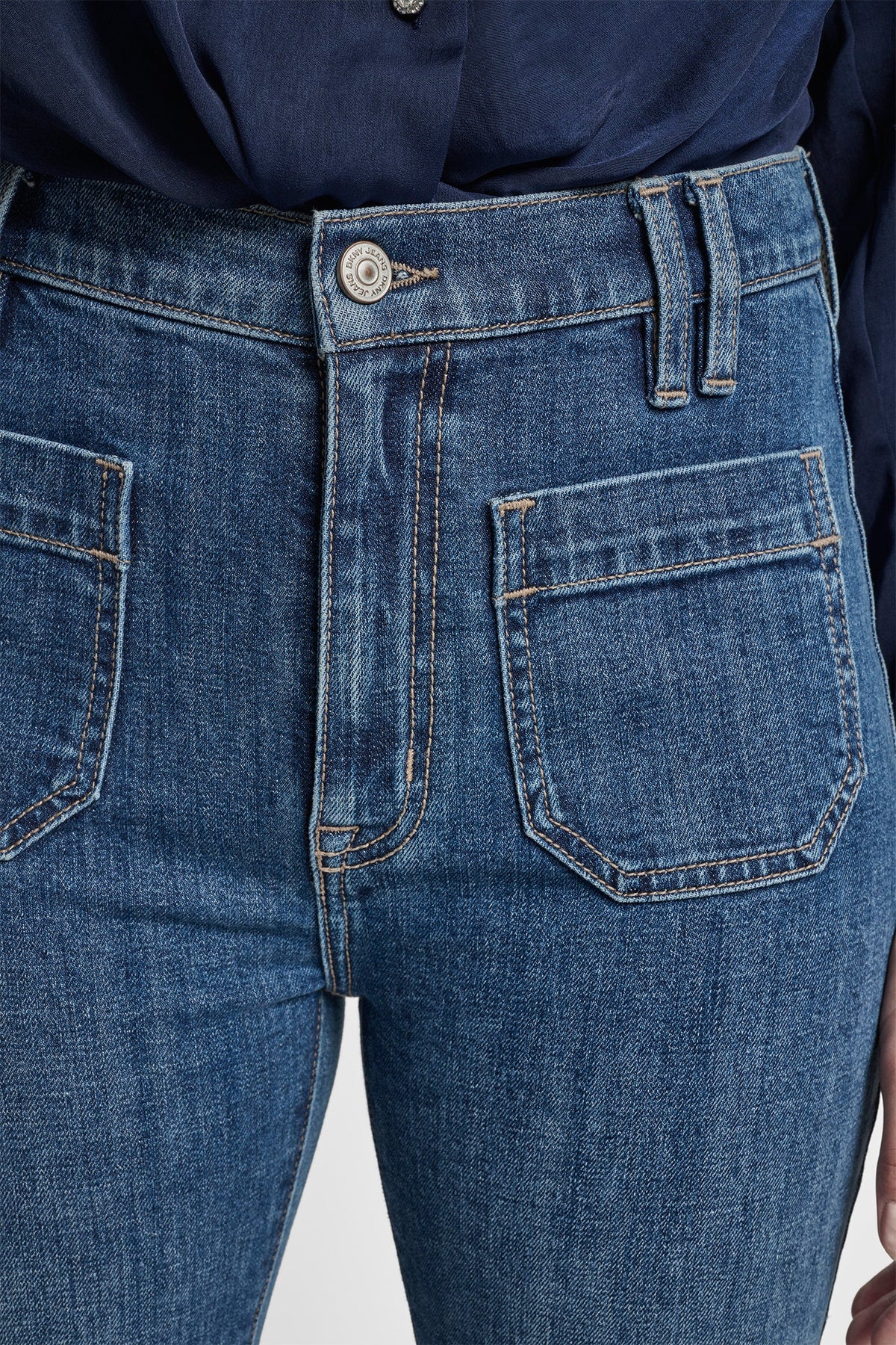 HIGH-RISE FLARE JEAN - HYLAN | DKNY