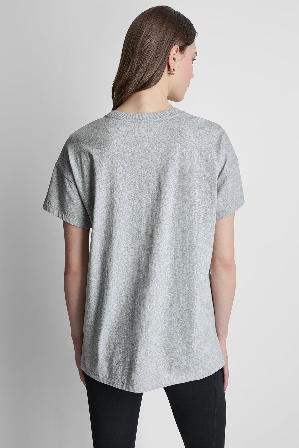 CAMPUS PATCH DROP SHOULDER TEE - Eggnog | DKNY
