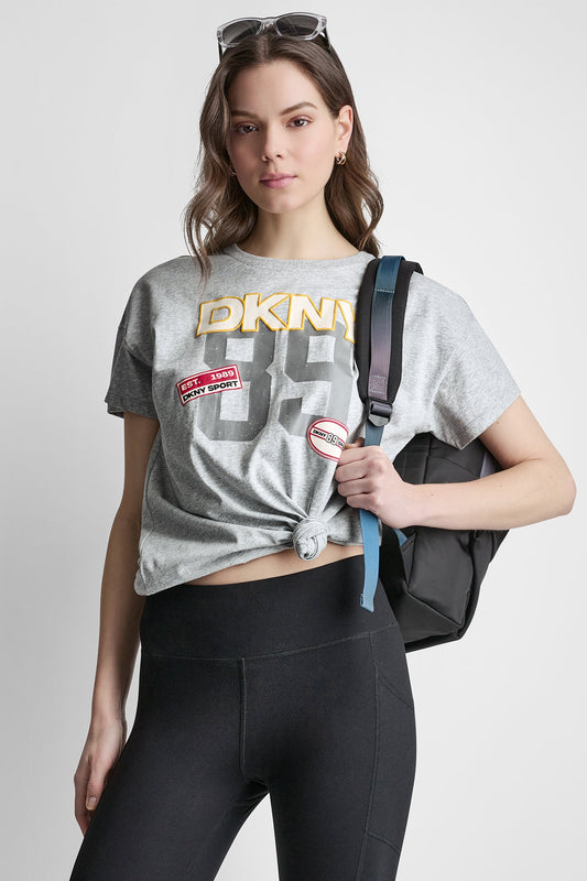 CAMPUS PATCH DROP SHOULDER TEE - Black | DKNY