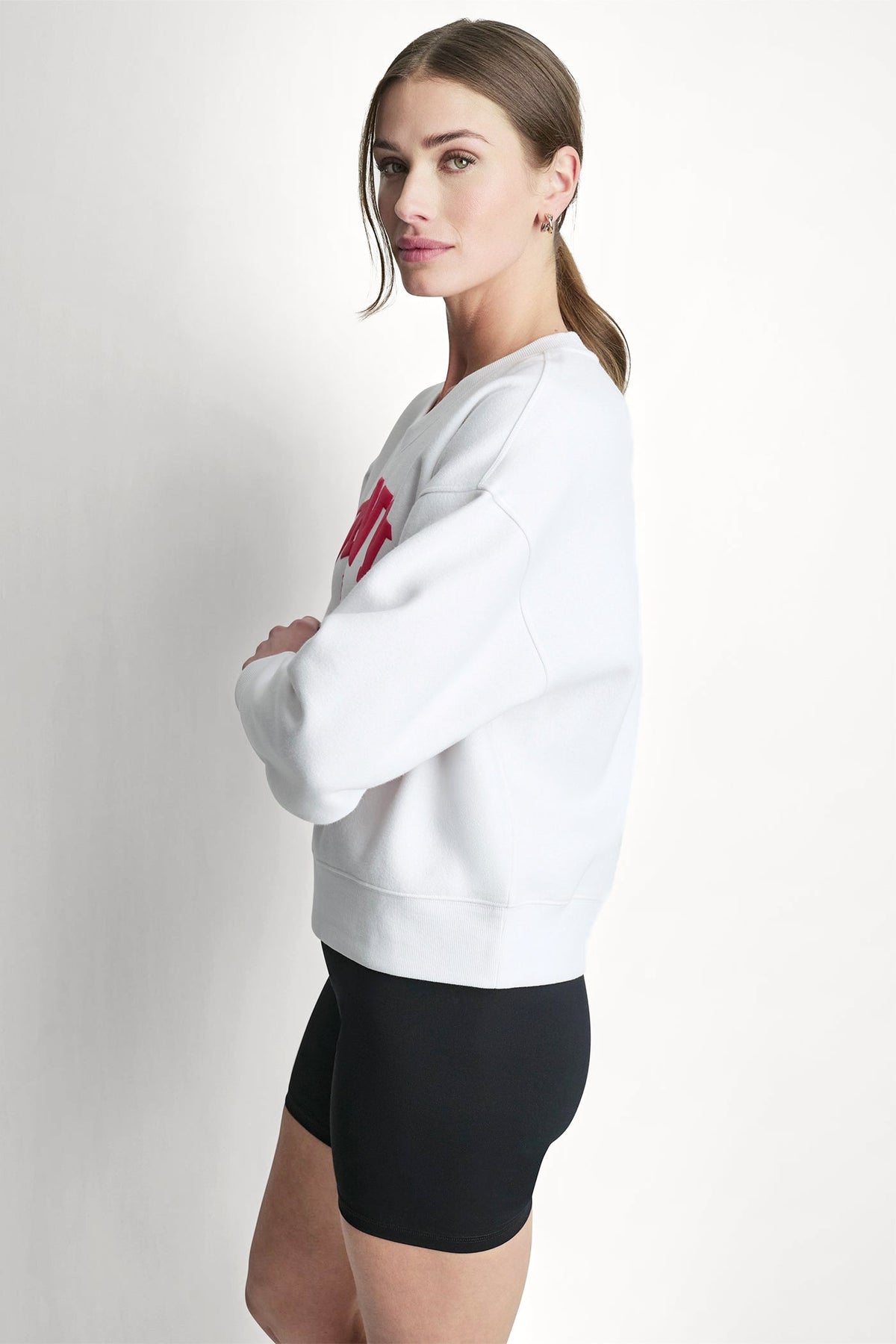 PUFF VARSITY LOGO V-NECK PULLOVER - Pearl Grey Heather/Festive Pink | DKNY