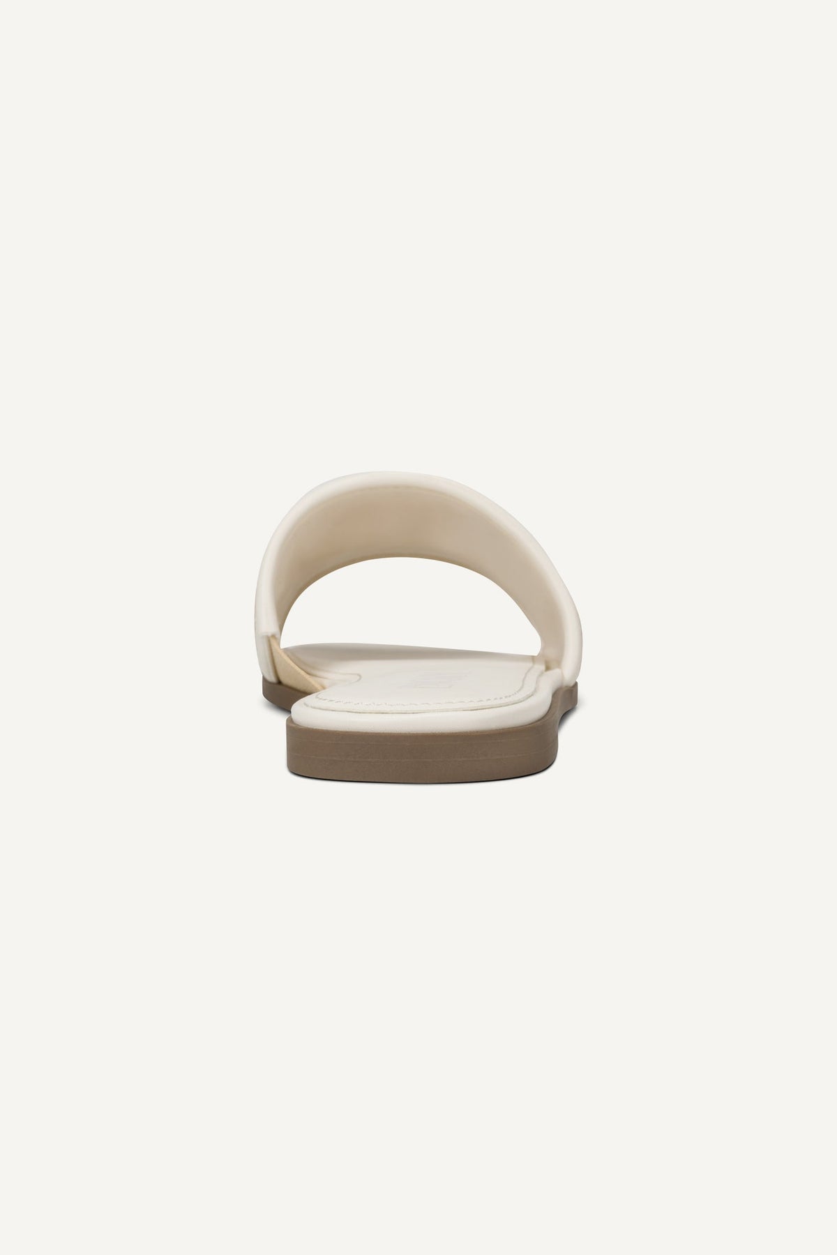 WINSLET FLAT SLIDE SANDAL - Black | DKNY