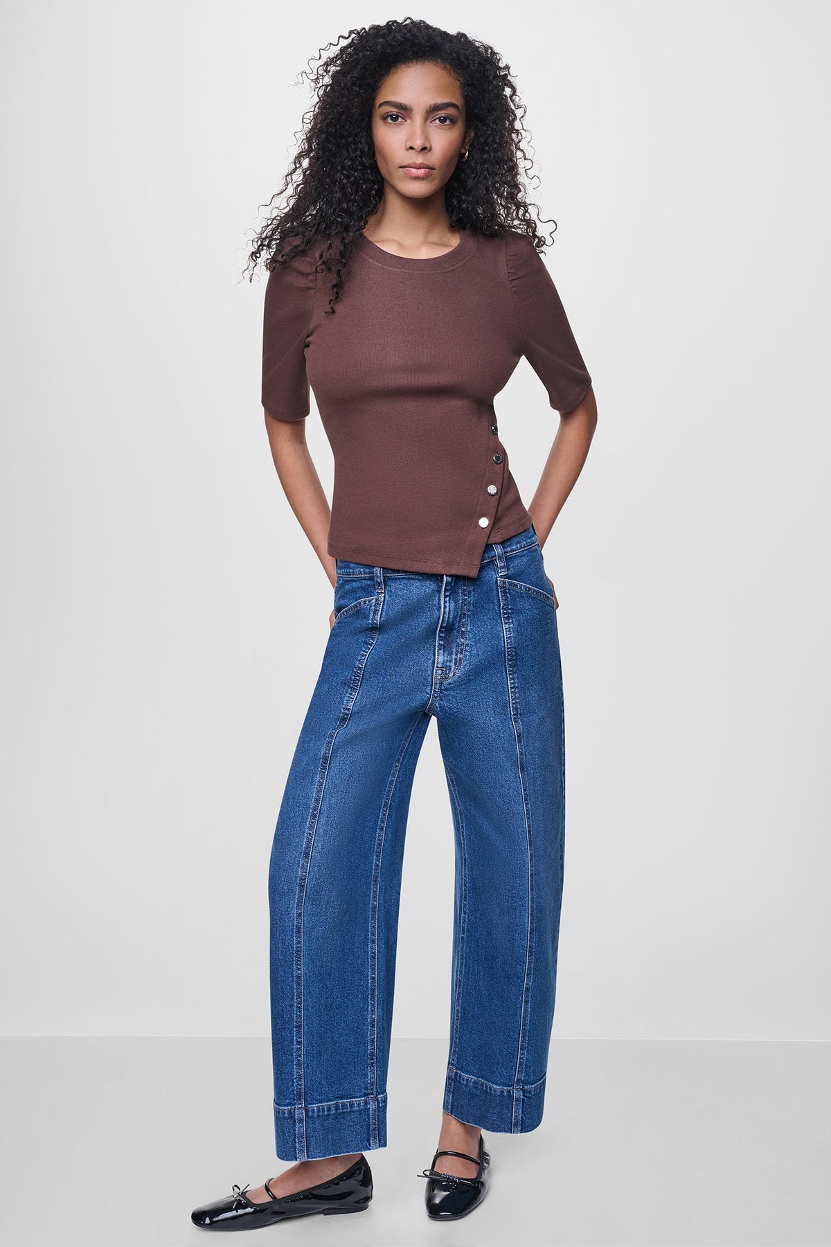 SHORT SLEEVE ASYMMETRIC TOP - Eggnog | DKNY