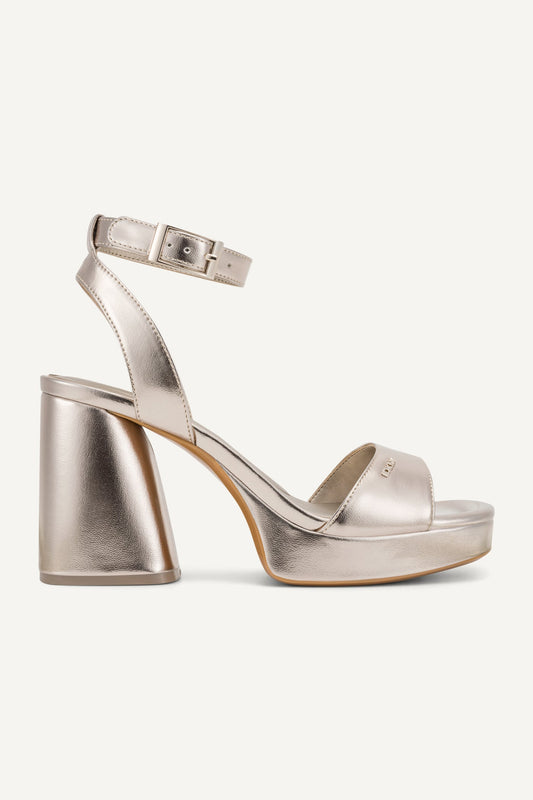 SCOTIA ANKLE STRAP SANDAL - Champagne | DKNY
