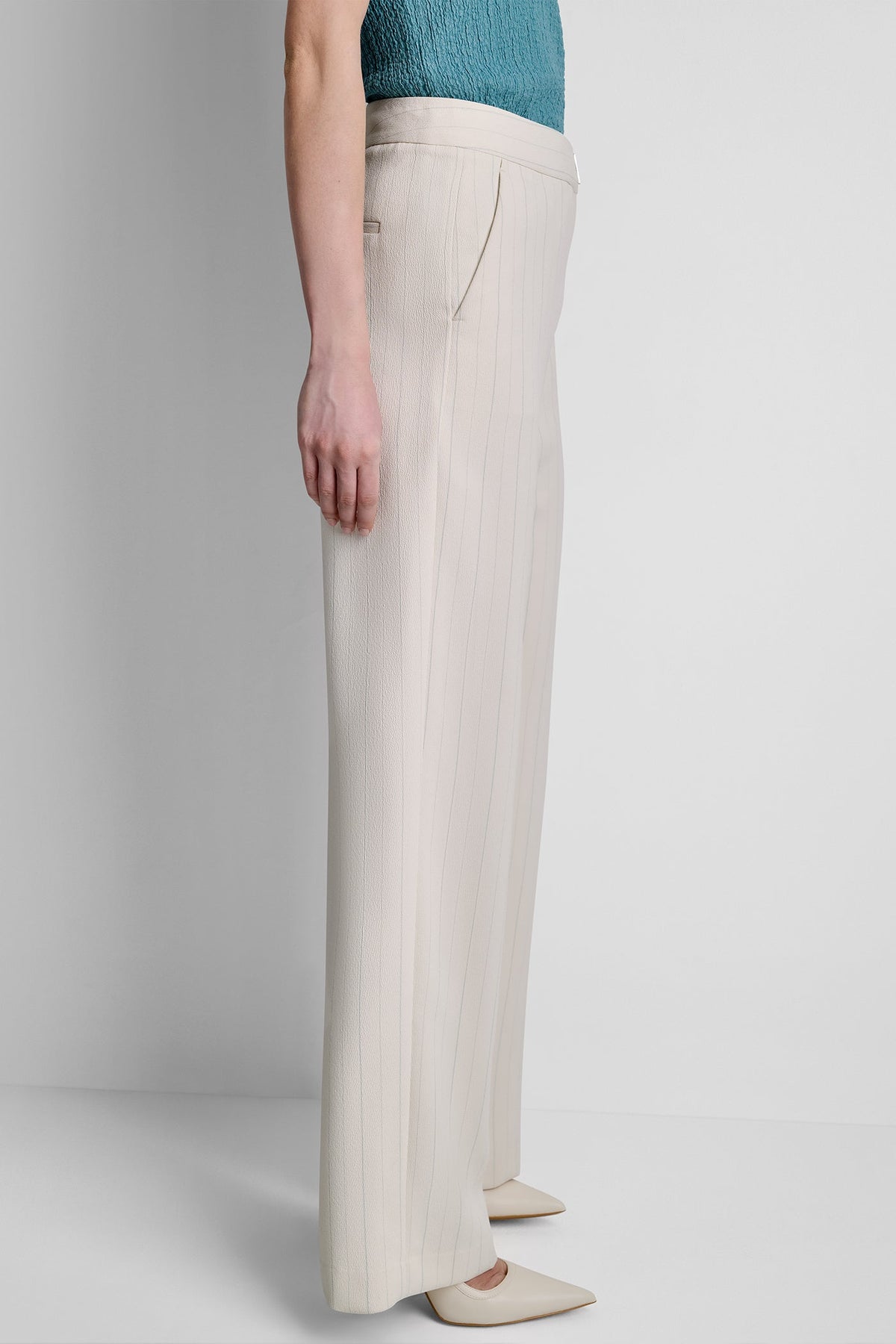 MID-RISE PINSTRIPE PANT - Coconut/Cameo Blue Stripe | DKNY
