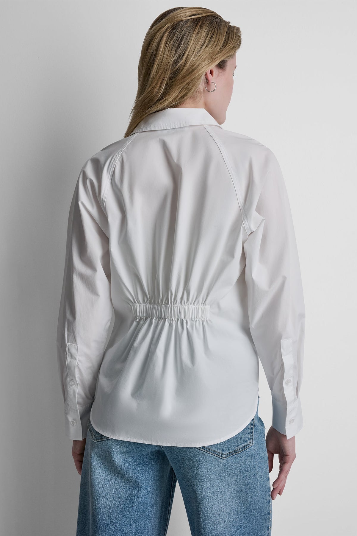 BUTTON FRONT SHIRT WITH FITTED BACK - White | DKNY