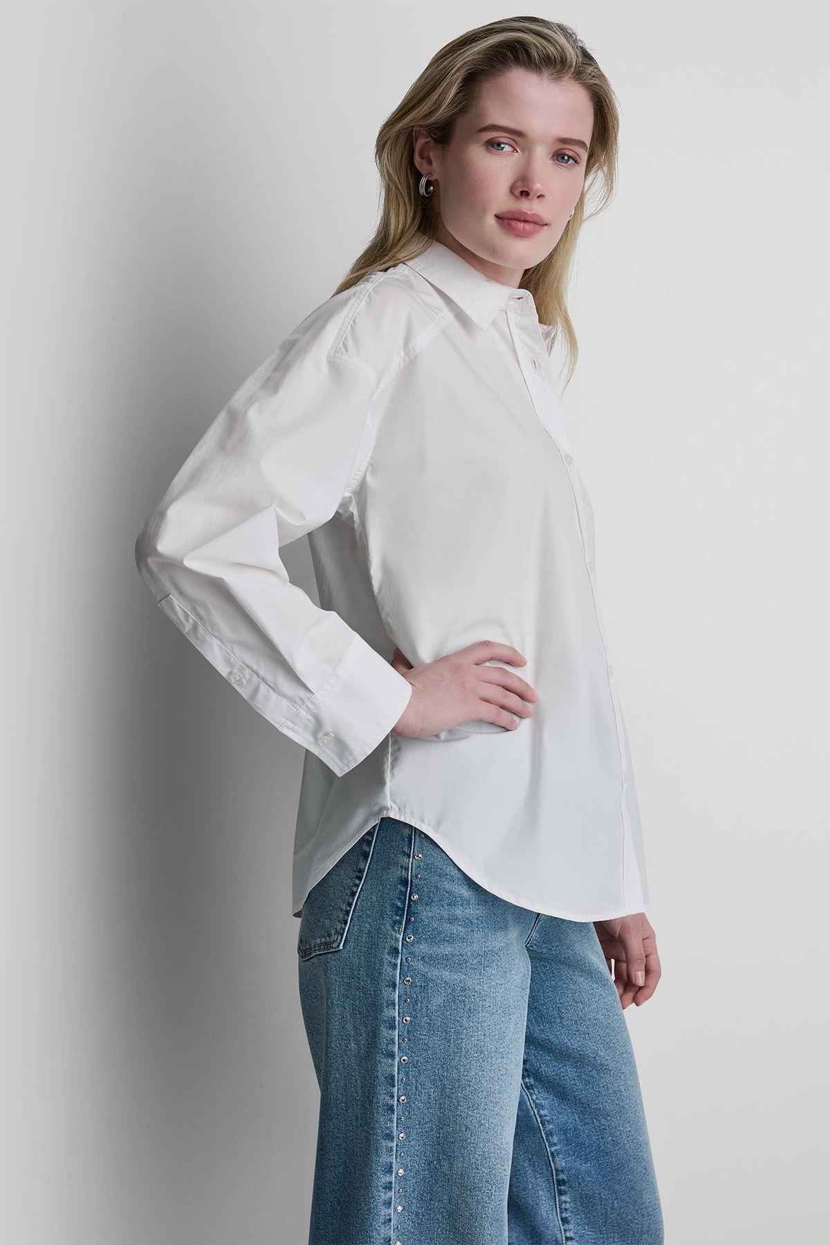 BUTTON FRONT SHIRT WITH FITTED BACK - White | DKNY
