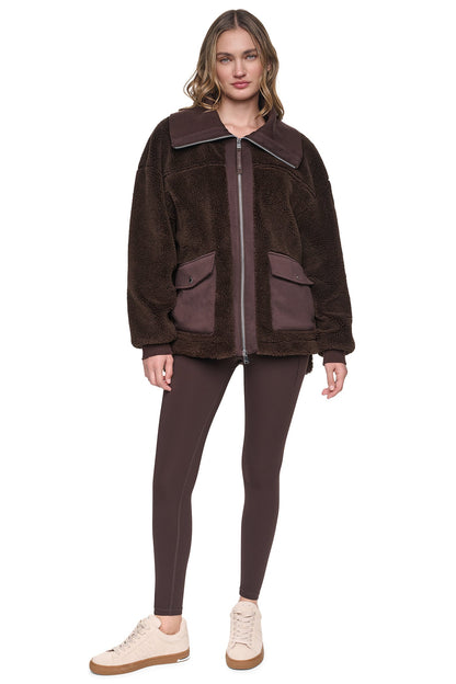 FUNNEL NECK SHERPA JACKET - Espresso/Espresso | DKNY