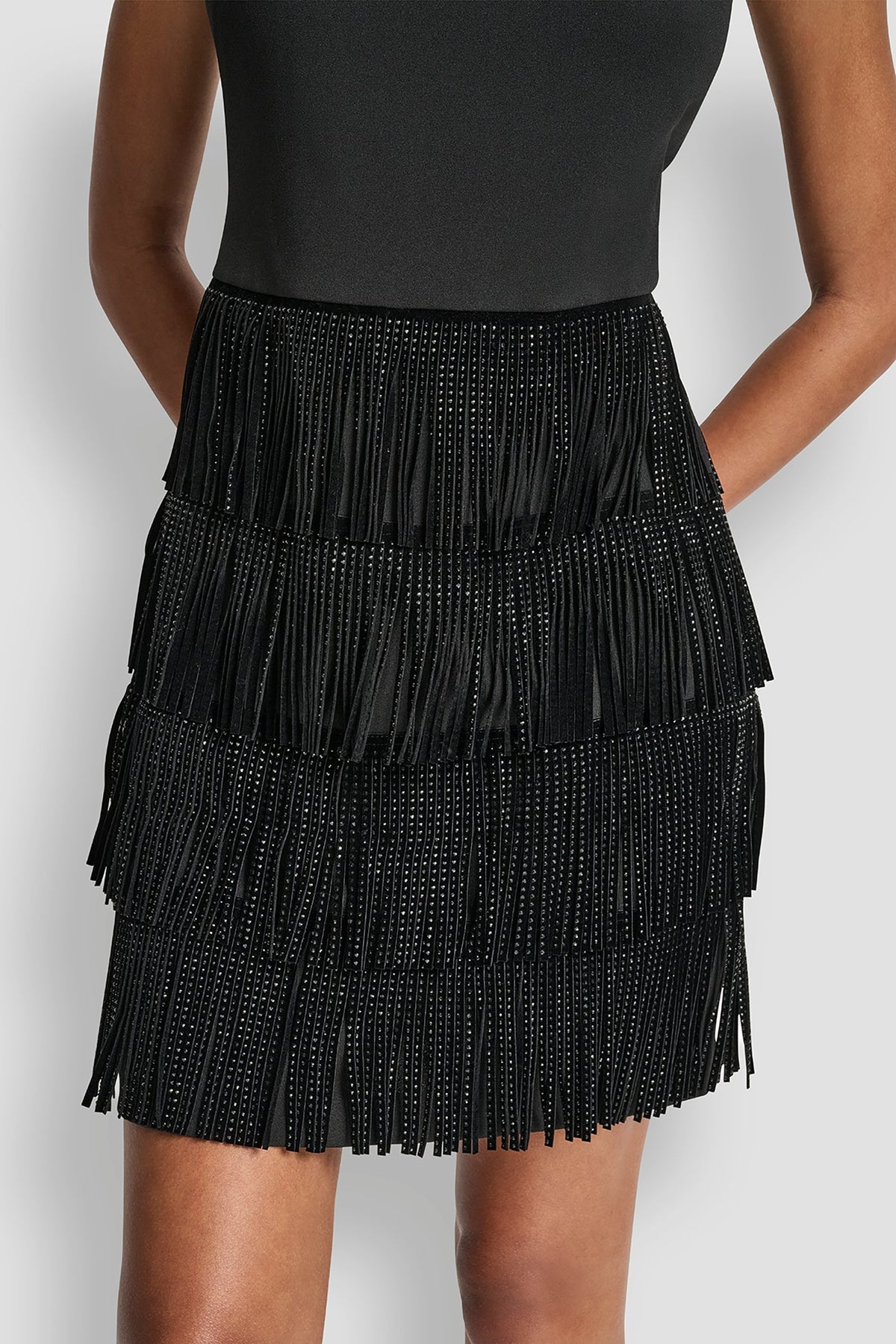 SLEEVELESS SHIFT DRESS WITH TIERED SKIRT - Black | DKNY