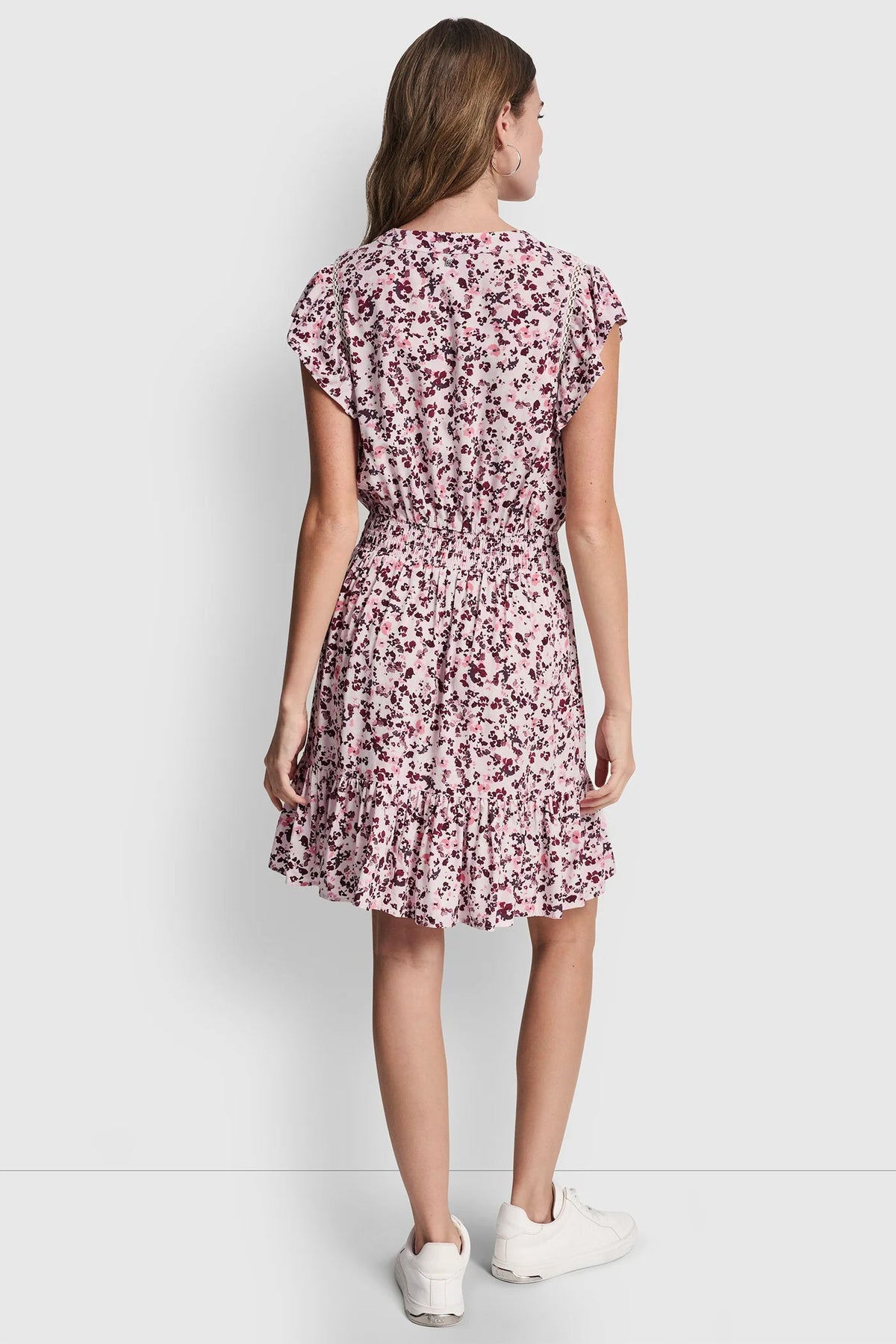 SMOCKED WAIST V-NECK DRESS - Petite Fleur Coastline | DKNY