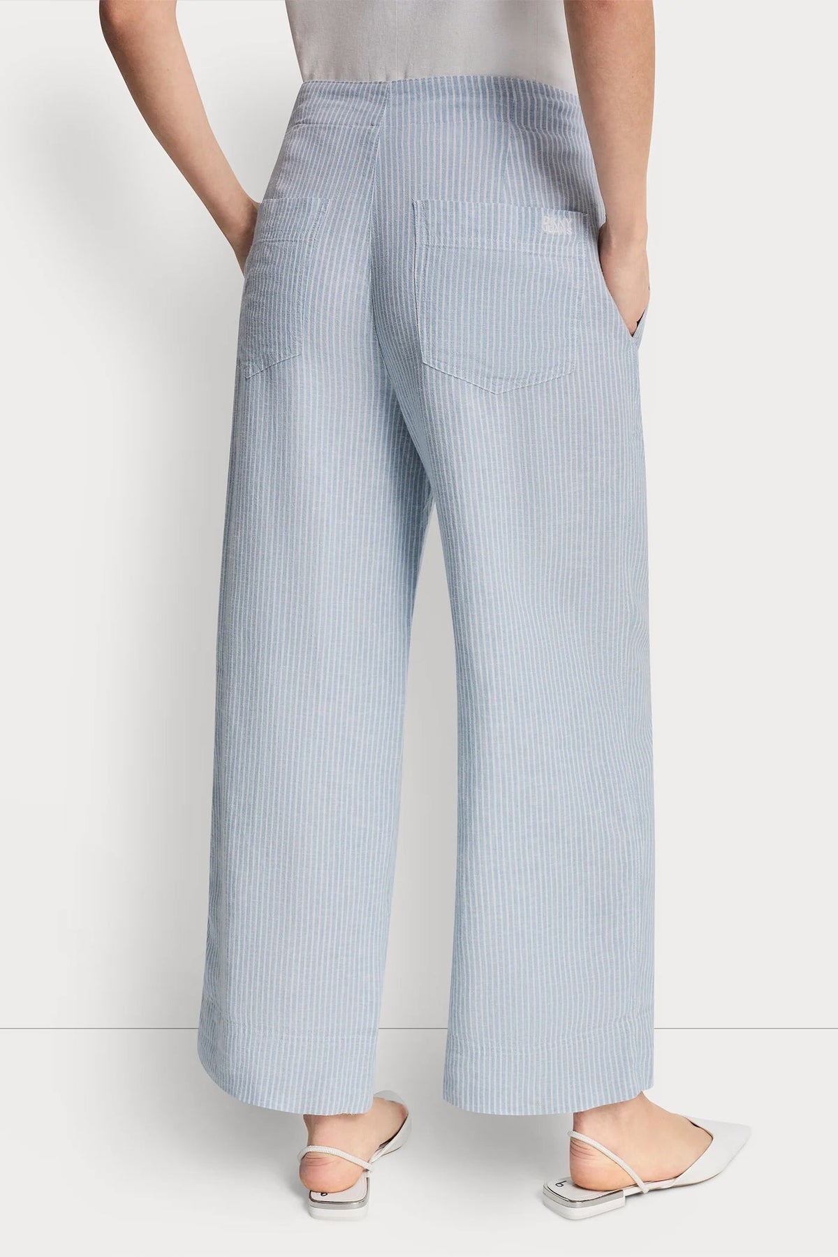 CROPPED WIDE LEG LINEN-BLEND PANTS - Lex Chambray | DKNY