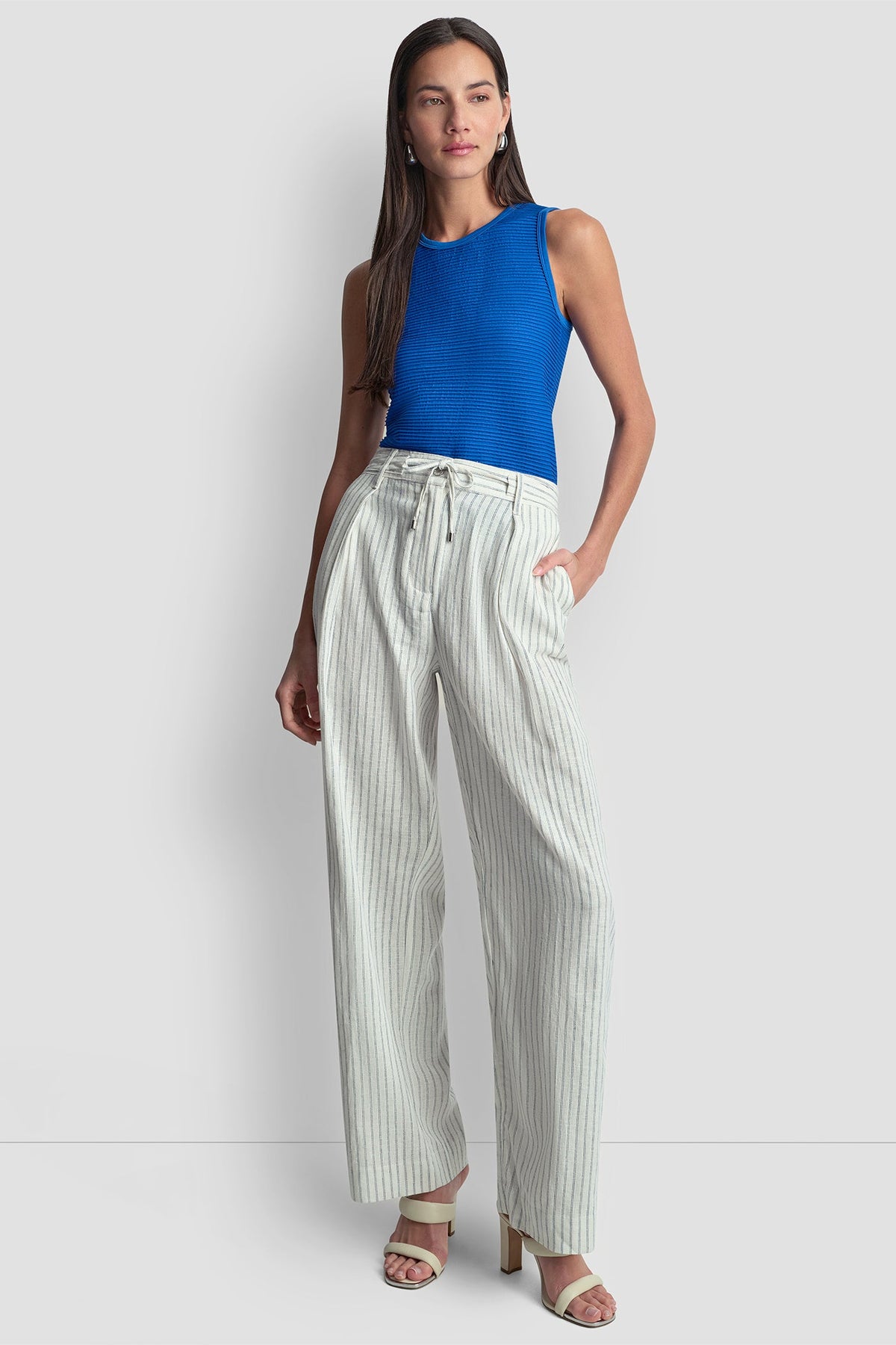 MID-RISE LINEN-BLEND PINSTRIPED PLEATED WIDE-LEG PANT - Ivory/Admiral | DKNY