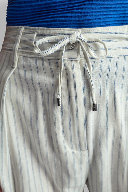 MID-RISE LINEN-BLEND PINSTRIPED PLEATED WIDE-LEG PANT - Ivory/Admiral | DKNY