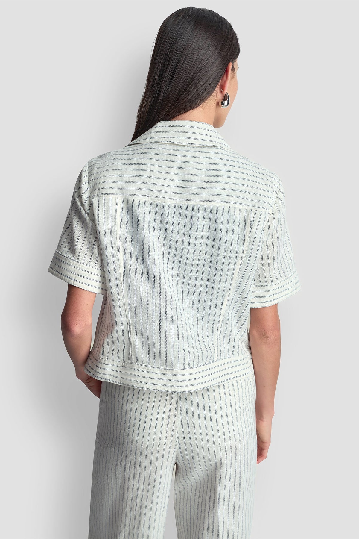 PINSTRIPE SHORT SLEEVE MOTO JACKET - Ivory/Admiral | DKNY